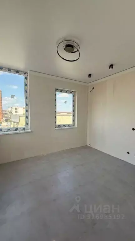 1-к кв. Краснодарский край, Крымск ул. Синева, 36А (40.0 м) - Фото 1