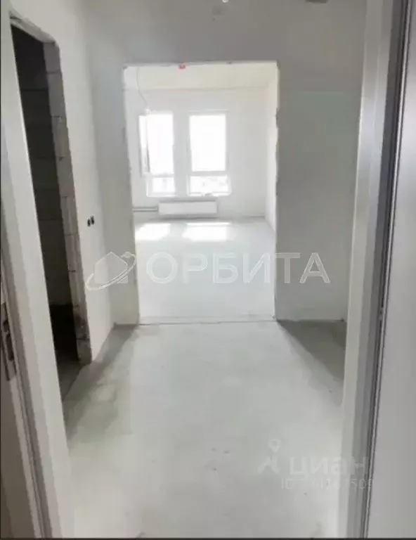 Студия Тюменская область, Тюмень Полевая ул., 117к8 (25.6 м) - Фото 1