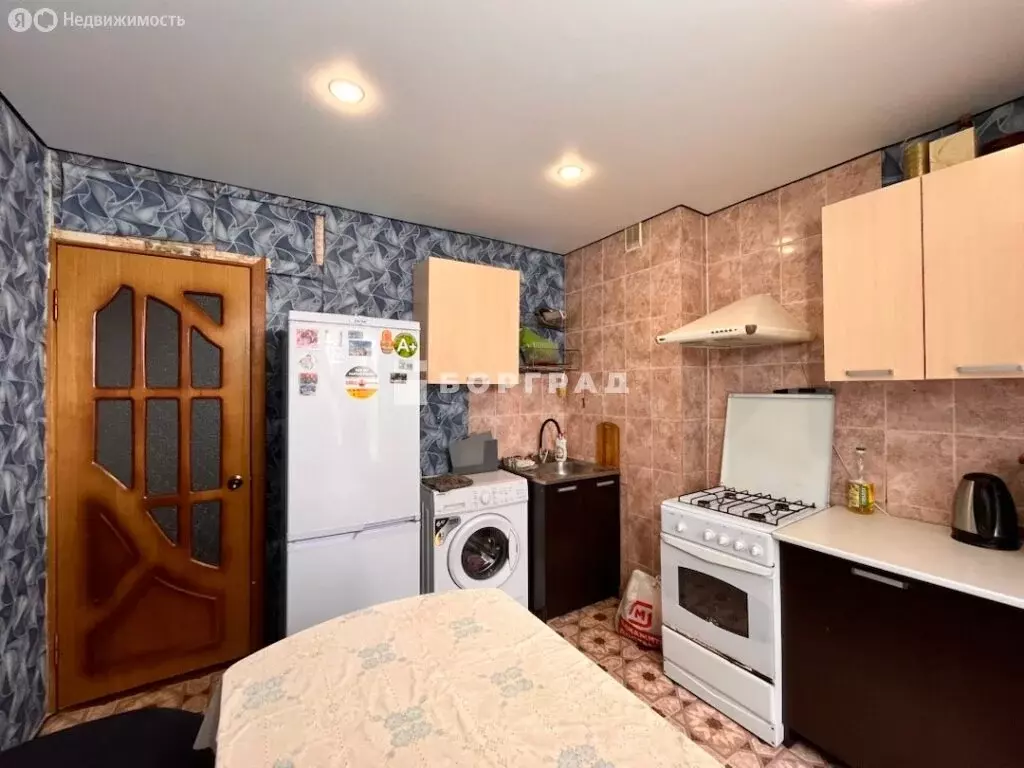 3-комнатная квартира: Борисоглебск, Аэродромная улица, 27 (65 м) - Фото 1