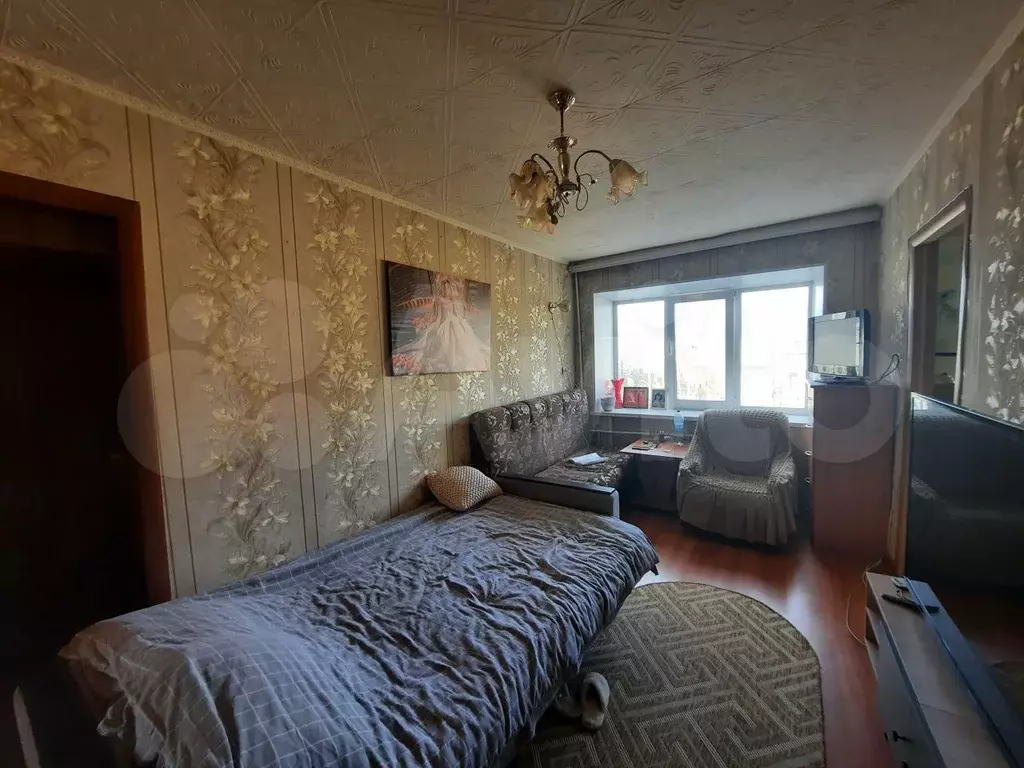 Доля в 2-к. квартире, 40 м, 4/4 эт. - Фото 0