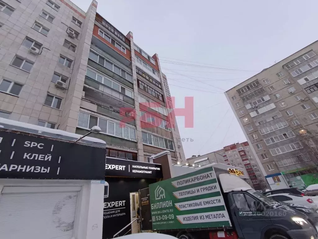 Торговая площадь в Тюменская область, Тюмень ул. Мельникайте, 126 (157 ... - Фото 1