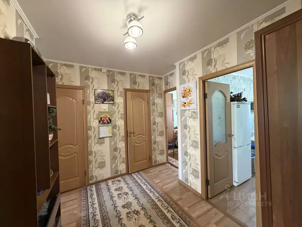 3-к кв. Смоленская область, Рославль 15-й мкр, 23 (58.7 м) - Фото 2