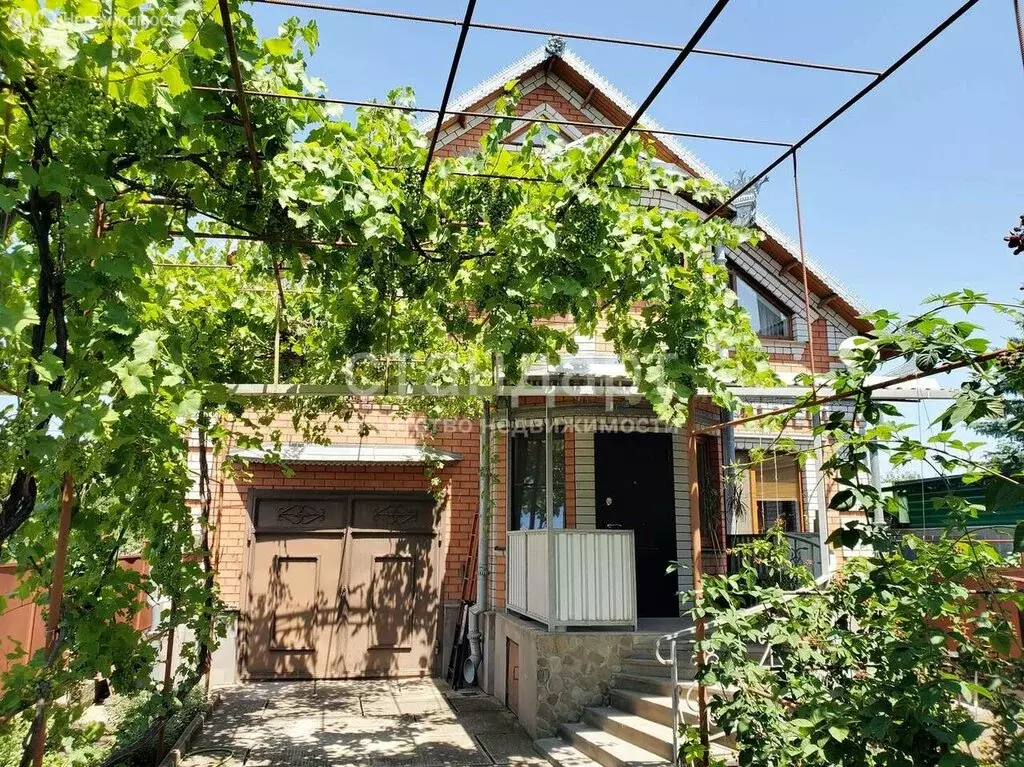 Дом в Ессентуки, улица Седова (224.3 м) - Фото 1