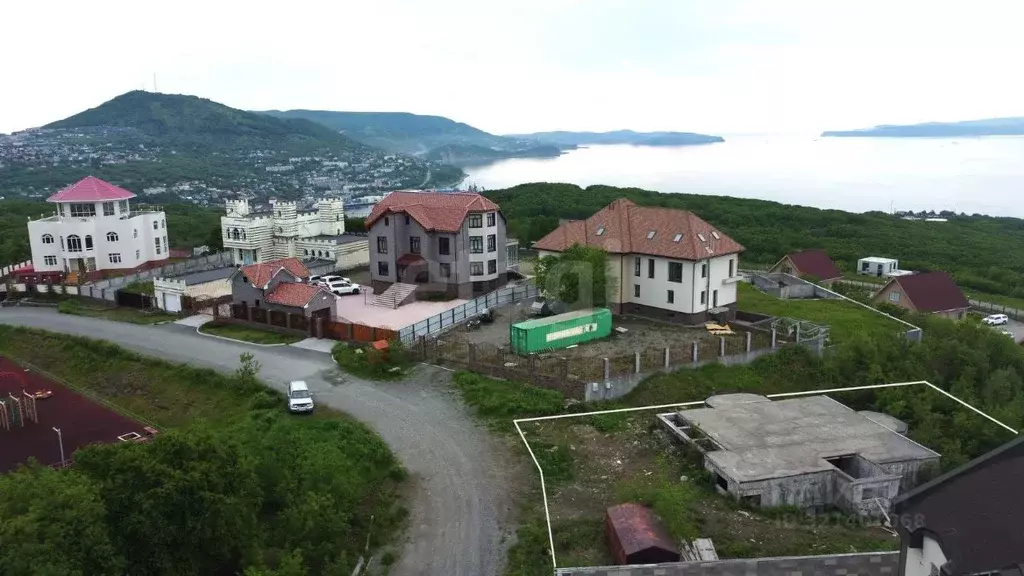Участок в Камчатский край, Петропавловск-Камчатский Якорная ул., 18 ... - Фото 1