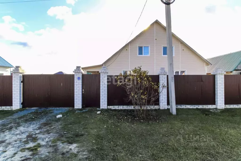 Дом в Тюменская область, с. Нижняя Тавда ул. Восточная (190 м) - Фото 0