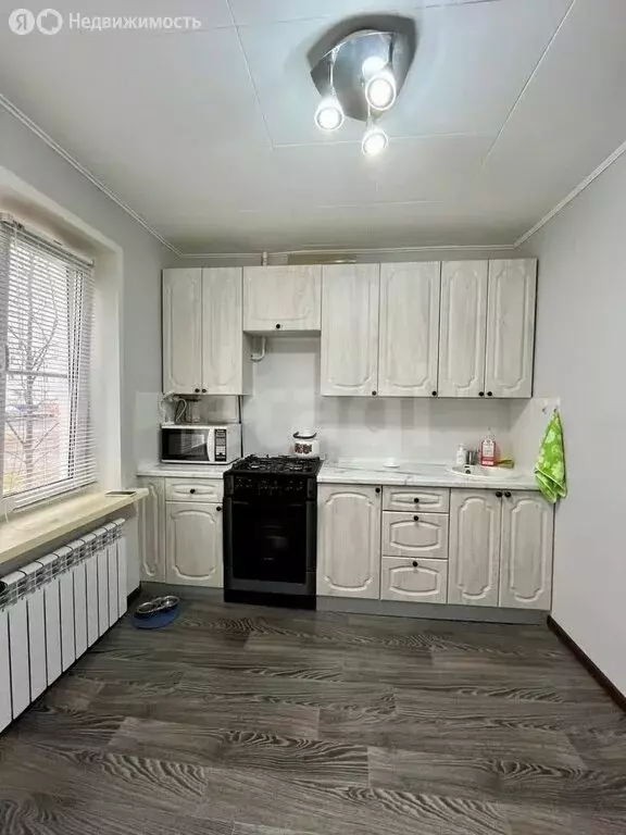 2-комнатная квартира: Усинск, улица 60 лет Октября, 18 (50.3 м) - Фото 1