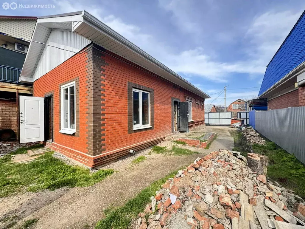 Дом в Ейск, Ангарская улица (72 м) - Фото 1