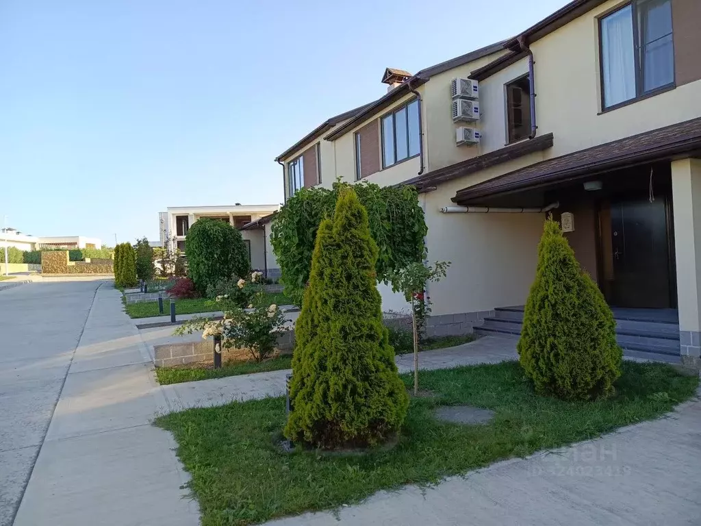 Таунхаус в Краснодарский край, Новороссийск городской округ, ... - Фото 1