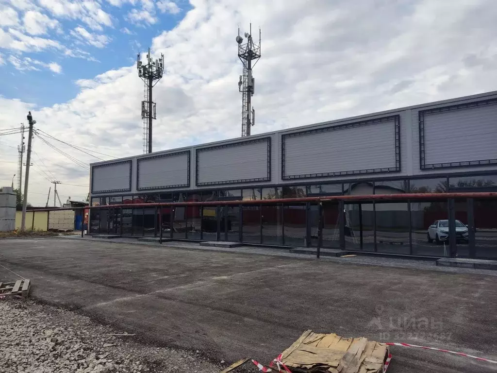 Торговая площадь в Самарская область, Ставропольский район, с. ... - Фото 1