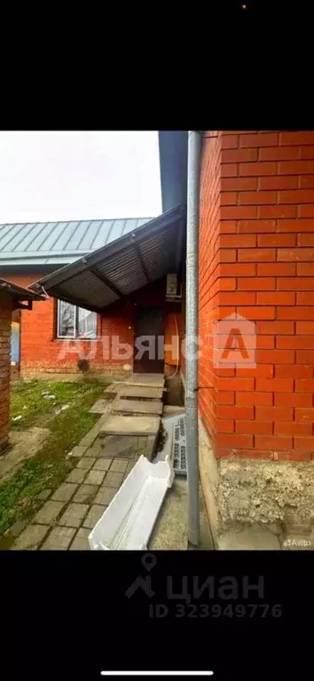 Дом в Краснодарский край, Усть-Лабинск ул. Карла Маркса (300 м) - Фото 2