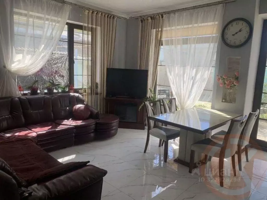 Дом в Крым, Евпатория ул. Сытникова, 27 (190 м) - Фото 1