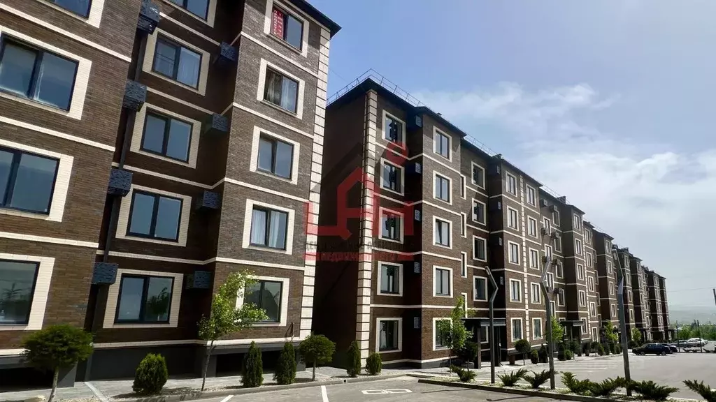 2-к кв. Ставропольский край, Ессентуки ул. Иглина, 22к1 (70.9 м) - Фото 0