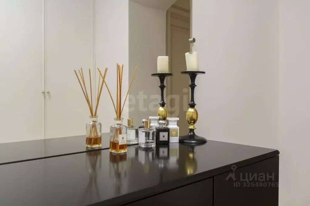 2-к кв. Тюменская область, Тюмень ул. Максима Горького, 55 (67.0 м) - Фото 1