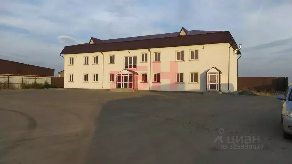 Торговая площадь в Курганская область, Курган Омская ул., 156А (320 м) - Фото 1