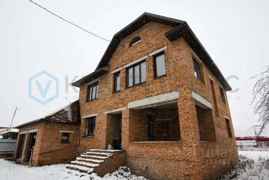 Коттедж в Омская область, Любинский район, Красный Яр рп Комсомольская ... - Фото 1