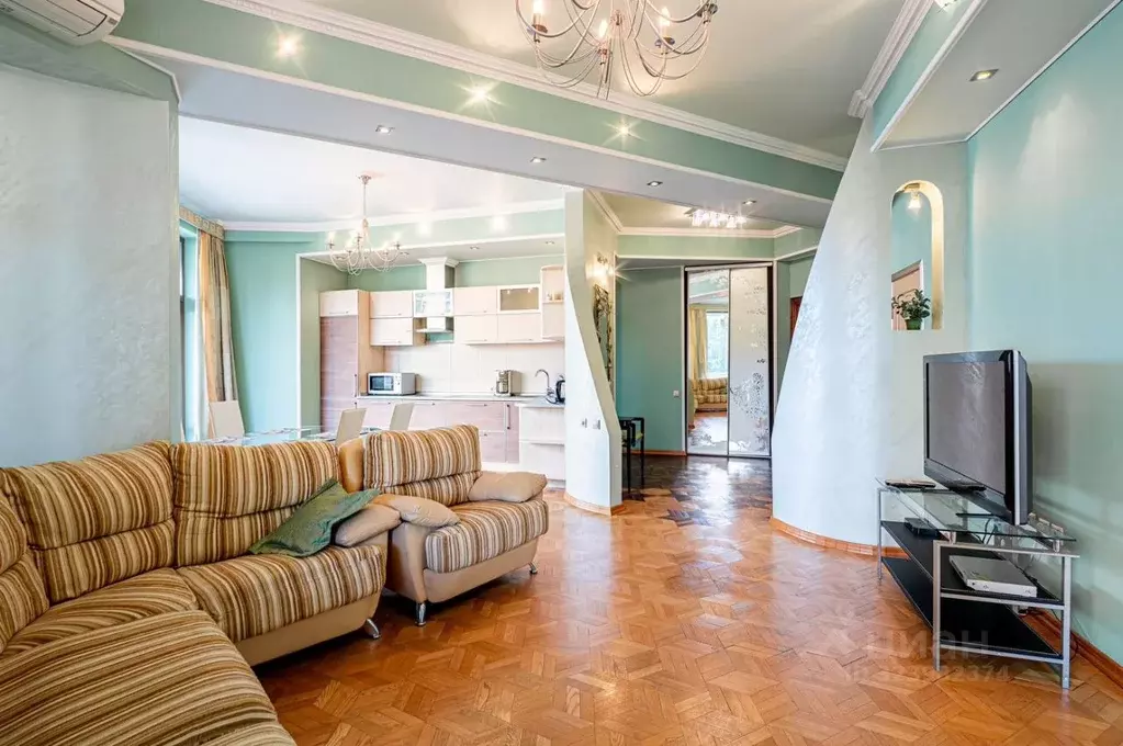 3-к кв. Краснодарский край, Сочи Светлана мкр, просп. Пушкина, 5А ... - Фото 0