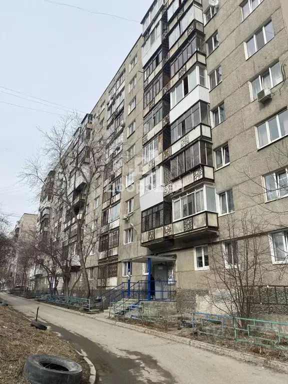 2-к кв. Свердловская область, Екатеринбург ул. Ангарская, 52/2 (42.8 ... - Фото 0