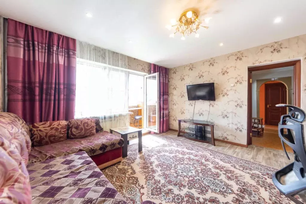 2-к кв. Хабаровский край, Хабаровск Вяземская ул., 12 (52.9 м) - Фото 1