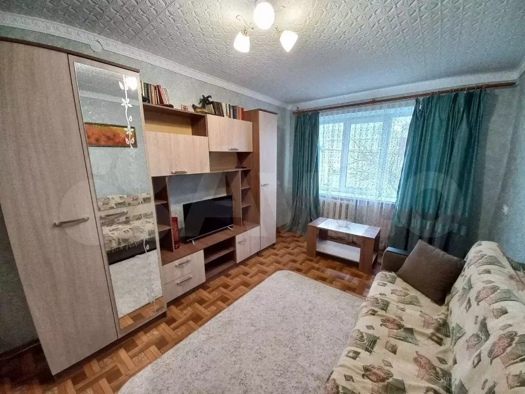 Комната 44 м в 2-к., 2/5 эт. - Фото 0
