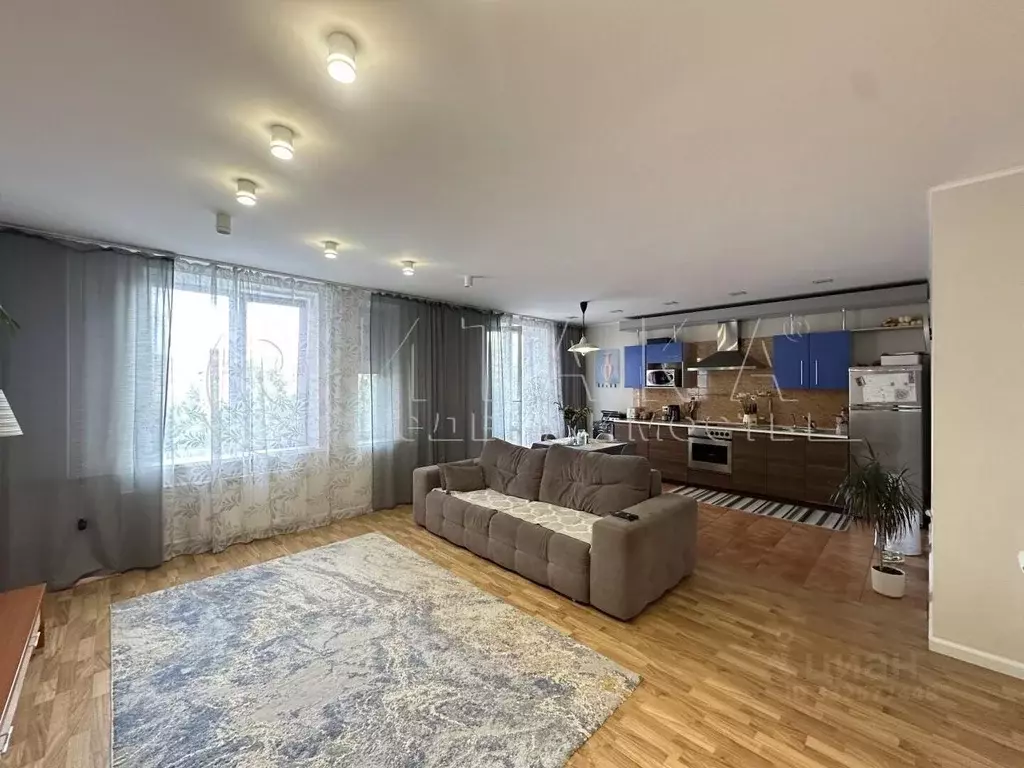 2-к кв. Санкт-Петербург Гаккелевская ул., 22К1 (82.7 м) - Фото 0