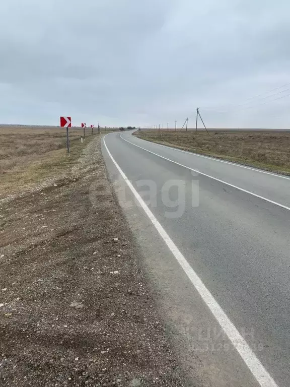 Участок в Крым, Черноморский район, с. Новоивановка  (6.13 сот.) - Фото 1