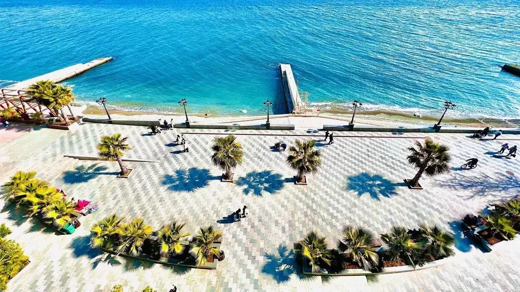 2-к кв. Крым, Ялта Приморский парк имени Гагарина кв-л, 4 (70.0 м) - Фото 1