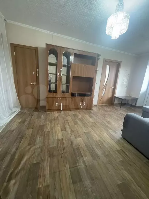 2-к. квартира, 43 м, 4/4 эт. - Фото 1