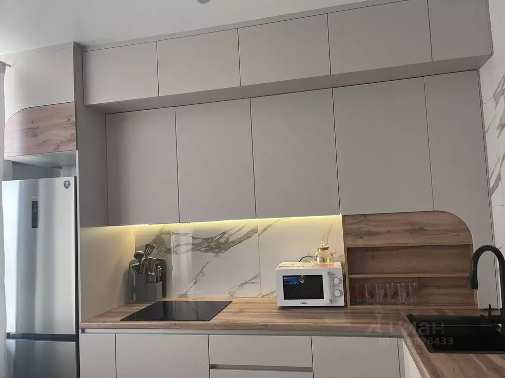 2-к кв. Астраханская область, Астрахань ул. Ахшарумова, 25 (55.0 м) - Фото 1