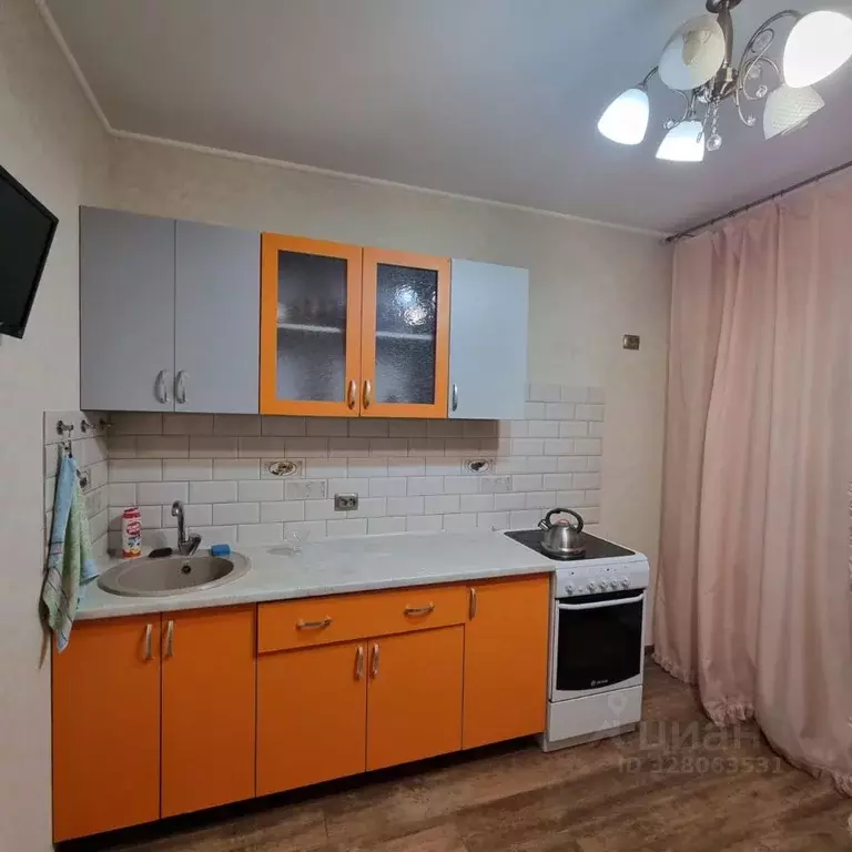 1-к кв. Омская область, Омск ул. Арнольда Нейбута, 7 (50.0 м) - Фото 1