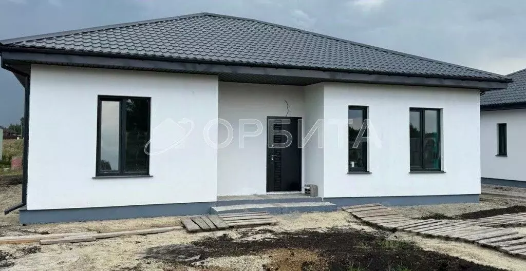 Дом в Тюменская область, Тюменский район, Новокаменский кп ул. ... - Фото 1