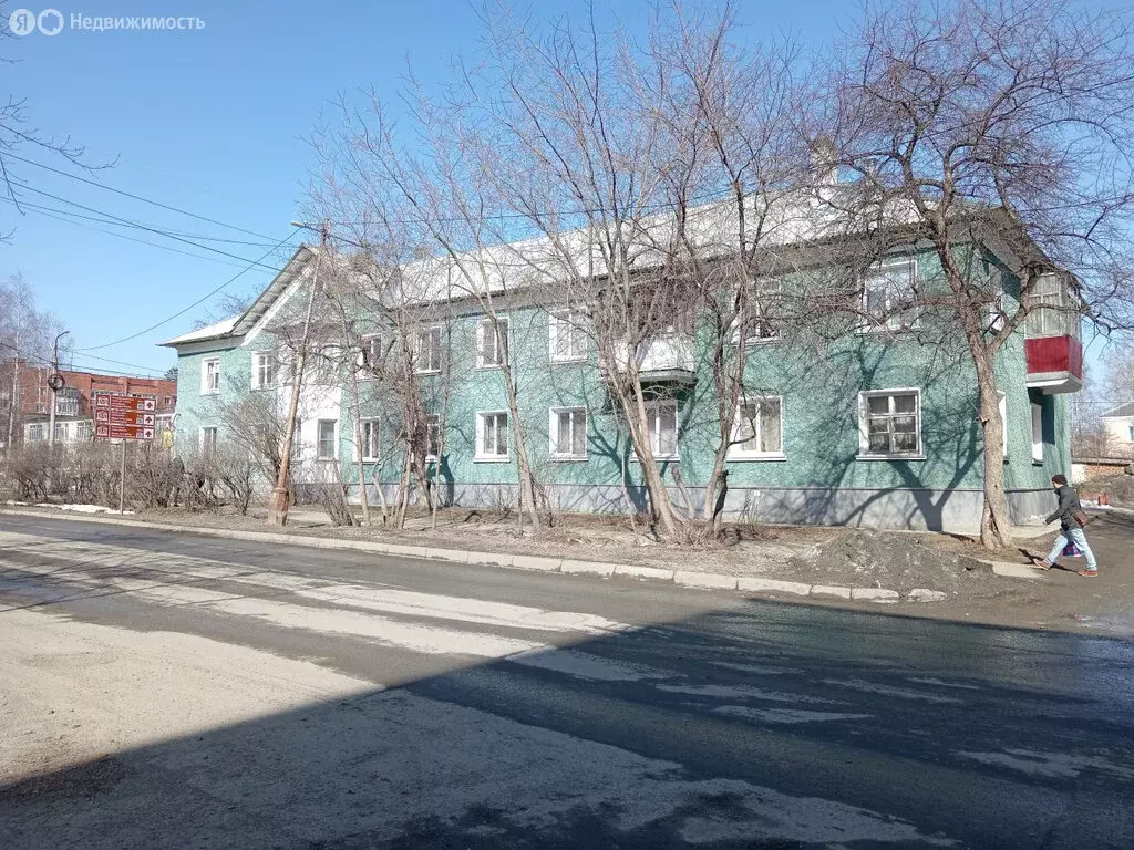 3-комнатная квартира: Ревда, Спортивная улица, 37 (63.2 м) - Фото 1