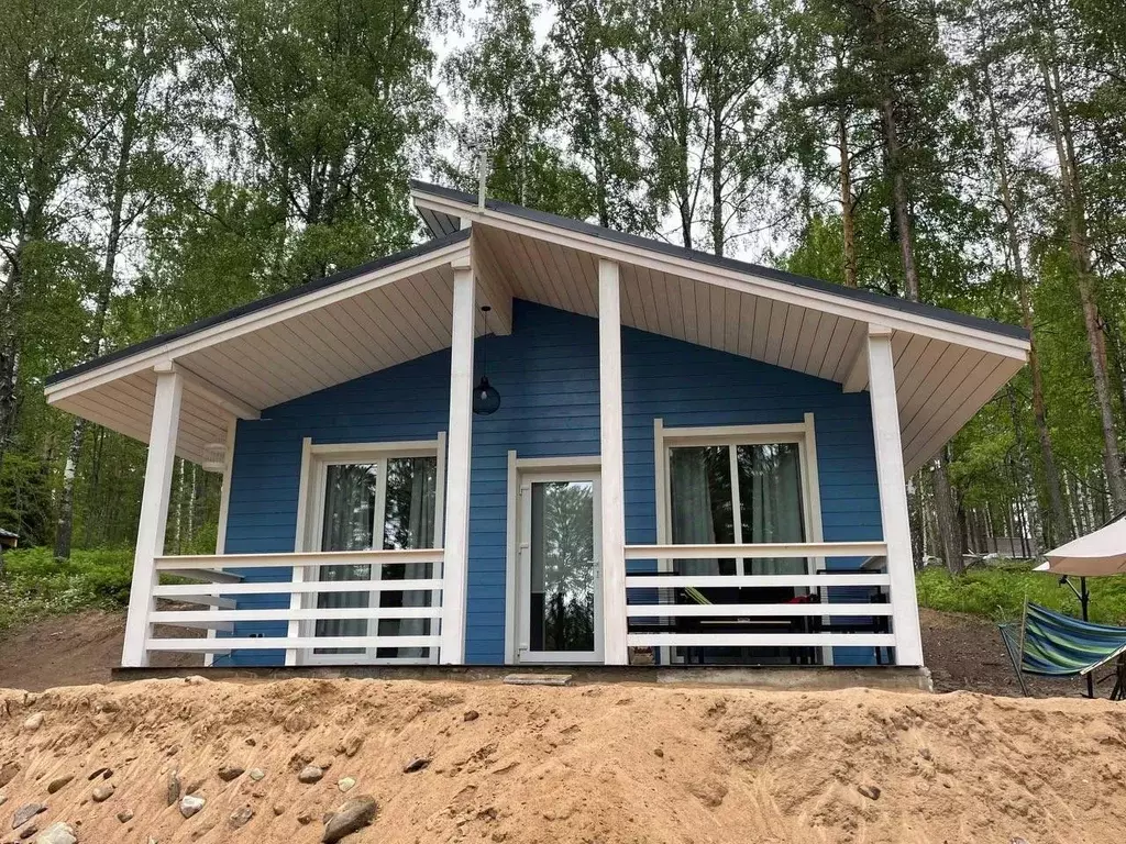 Дом в Ленинградская область, Выборгский район, Рощинское городское ... - Фото 0