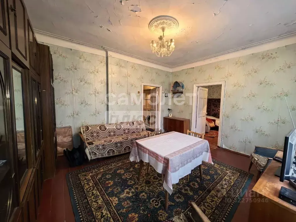 3-к кв. Курская область, Курск Резиновая ул., 12 (62.3 м) - Фото 0