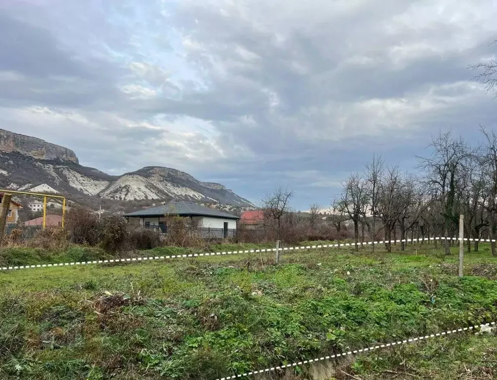 Участок в Крым, Бахчисарайский район, Куйбышевское с/пос, с. Малое ... - Фото 2