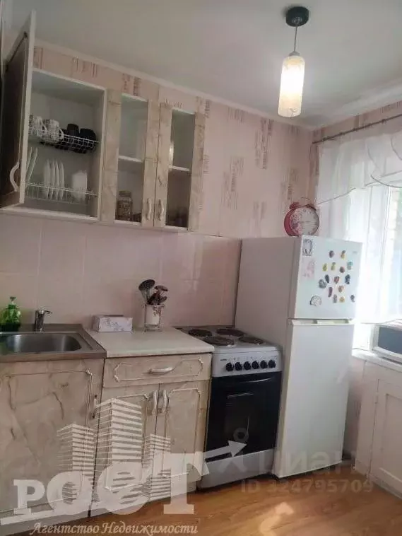 2-к кв. Приморский край, Артем пл. Ленина, 3 (45.2 м) - Фото 1