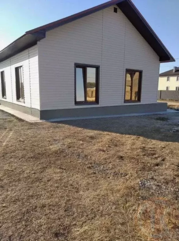 Дом в Крым, Сакский район, с. Молочное ул. Космическая, 17 (96 м) - Фото 1