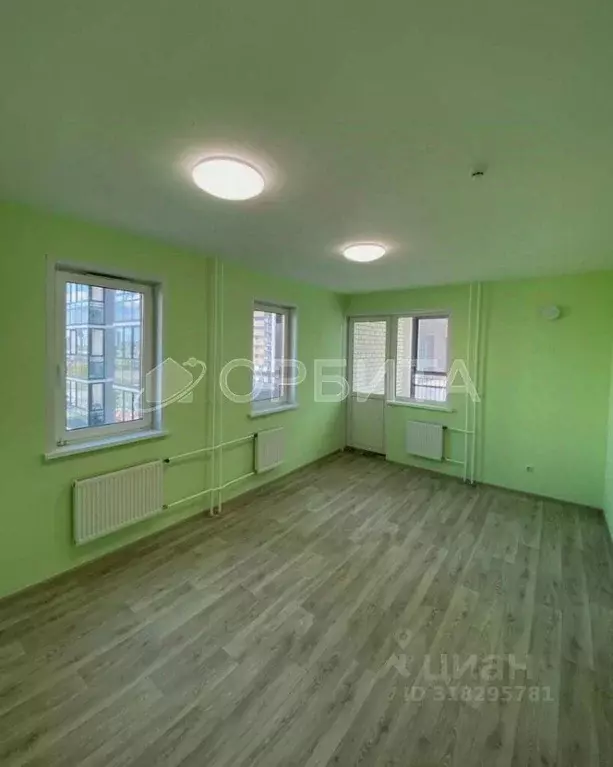 1-к кв. Тюменская область, Тюмень ул. Парада Победы, 17 (40.3 м) - Фото 0