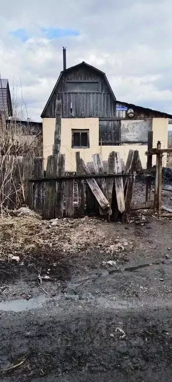 Дом в Кемеровская область, Инской пгт ул. Садовая (80 м) - Фото 2
