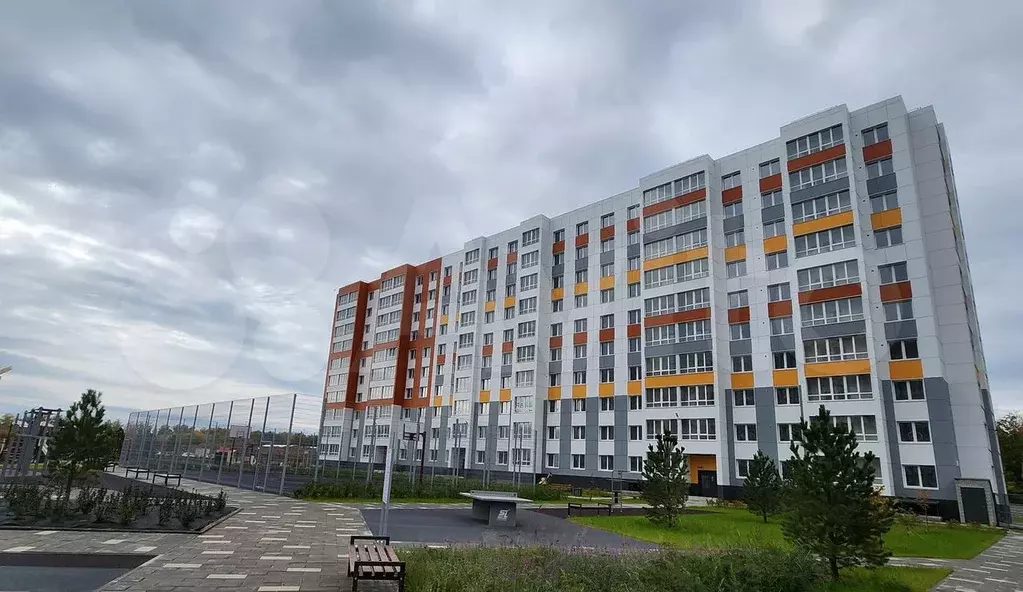 2-к. квартира, 50 м, 1/10 эт. - Фото 1