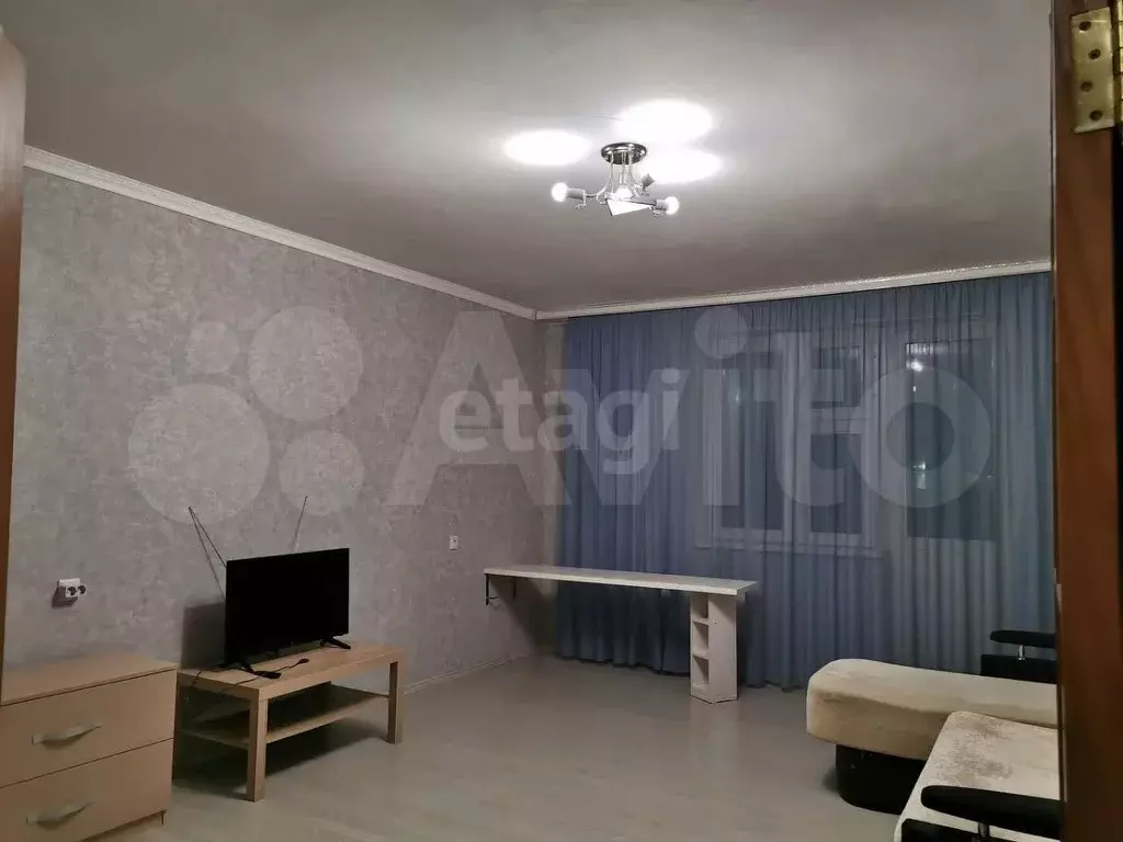 1-к. квартира, 52,4 м, 2/17 эт. - Фото 1