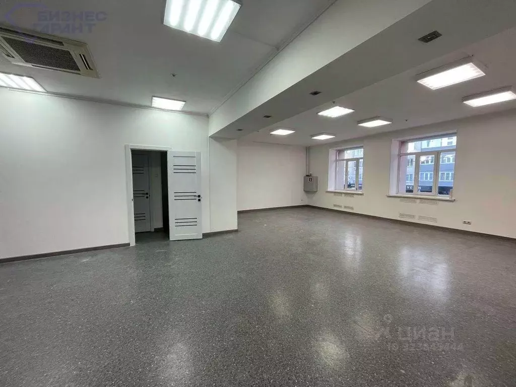 Офис в Самарская область, Самара Революционная ул., 70 (196 м) - Фото 2