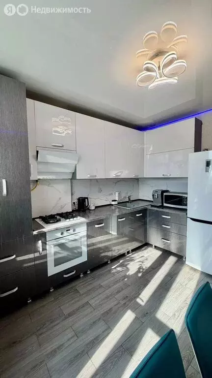 1-комнатная квартира: Симферополь, улица Батурина, 213 (40 м) - Фото 2