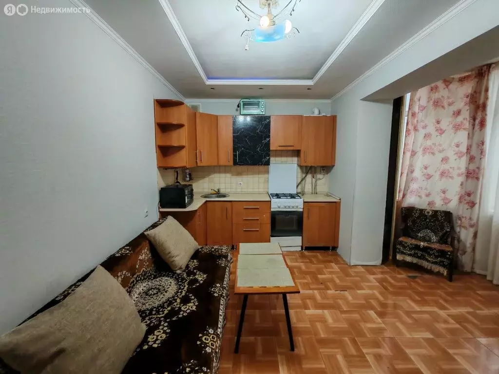 1-комнатная квартира: посёлок городского типа Яблоновский, улица ... - Фото 2