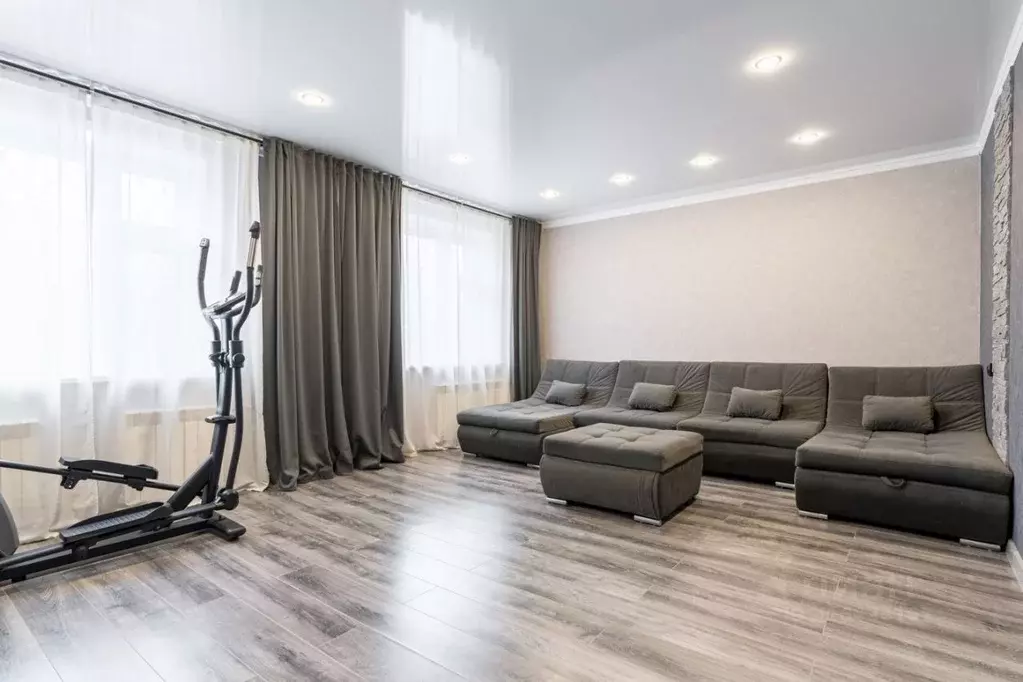 4-к кв. Татарстан, Казань Азино-1 мкр, ул. Закиева, 23 (115.9 м) - Фото 0