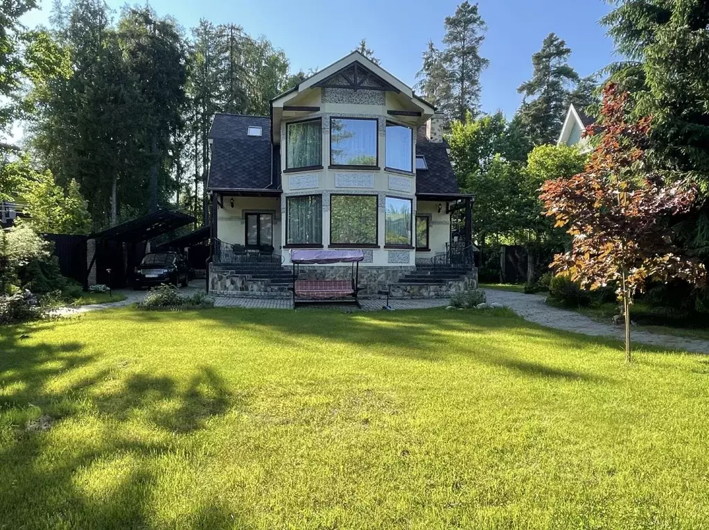 Коттедж в Санкт-Петербург пос. Лисий Нос, Деловая ул., 12 (381 м) - Фото 1