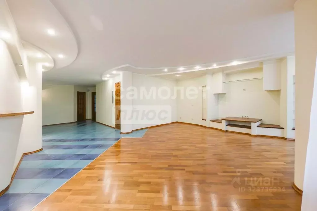3-к кв. Свердловская область, Екатеринбург ул. Вайнера, 15 (127.8 м) - Фото 1