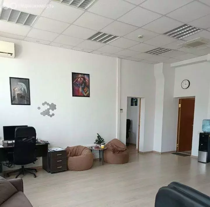 Офис (64 м) - Фото 2