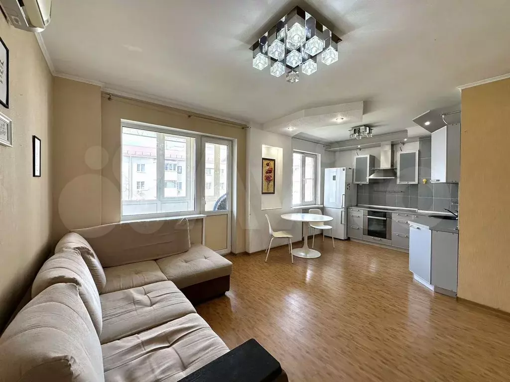 2-к. квартира, 70 м, 4/5 эт. - Фото 1
