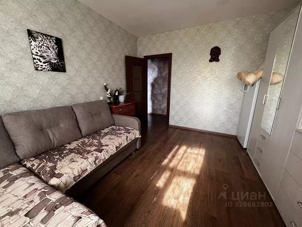 2-к кв. Омская область, Омск ул. Крупской, 1 (51.0 м) - Фото 2