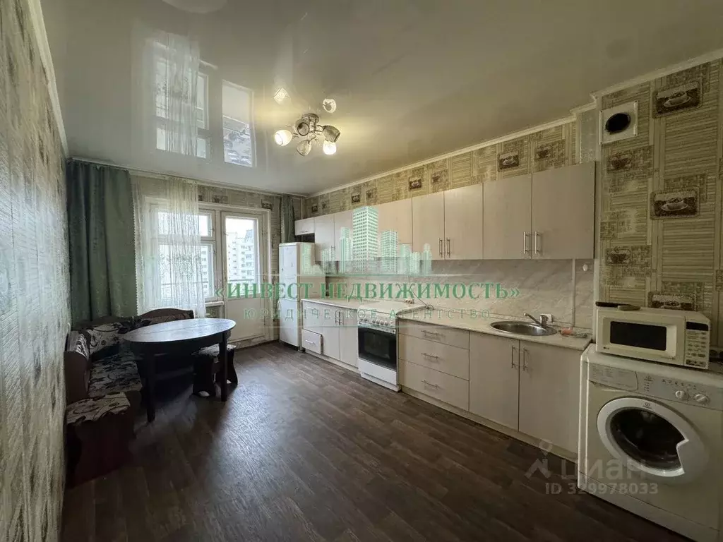 3-к кв. Брянская область, Брянск ул. Брянского Фронта, 28 (86.6 м) - Фото 1